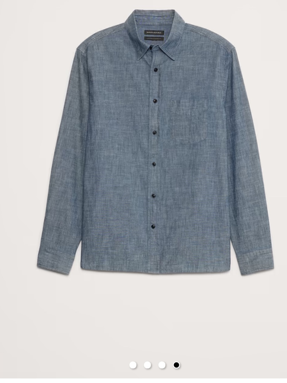NWT Banana Republic Standard Fit Chambray Shirt. Medium Blue. Size Large